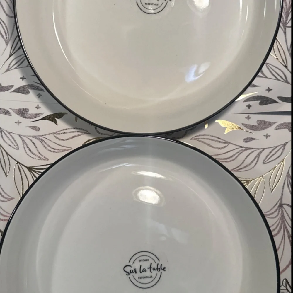 Sur La Table White and Black Rim Pasta Dinner Bowls **Oversized by 2lb I PAY $13